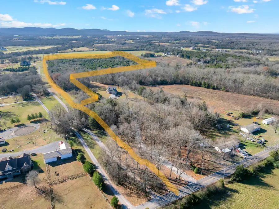 7787 Lowe Christiana Rd, Christiana, TN 37037 - Image #2