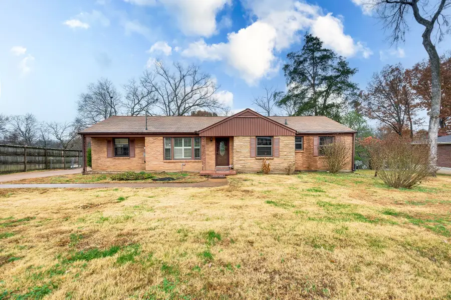 521 Bismark Dr, Nashville, TN 37210 - Image #2