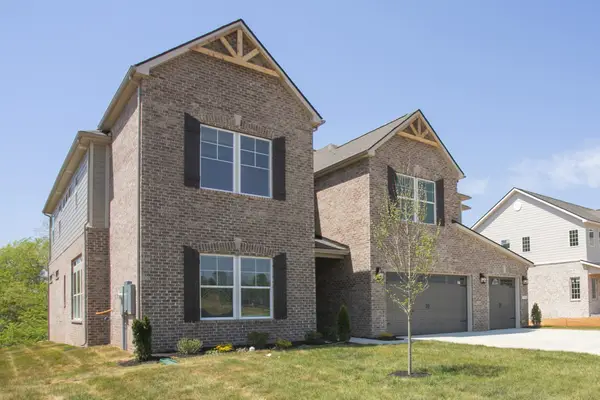 5956 Hunt Valley Drive, Spring Hill, TN 37174