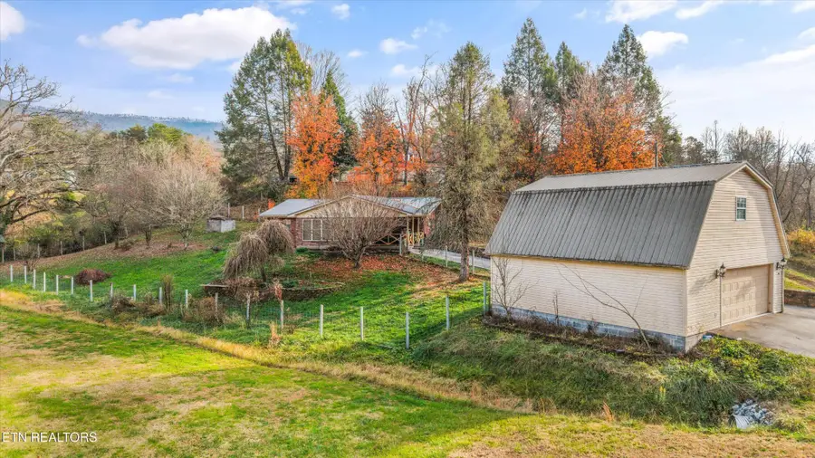 2436 Allegheny Loop Rd, Maryville, TN 37803 - Image #2