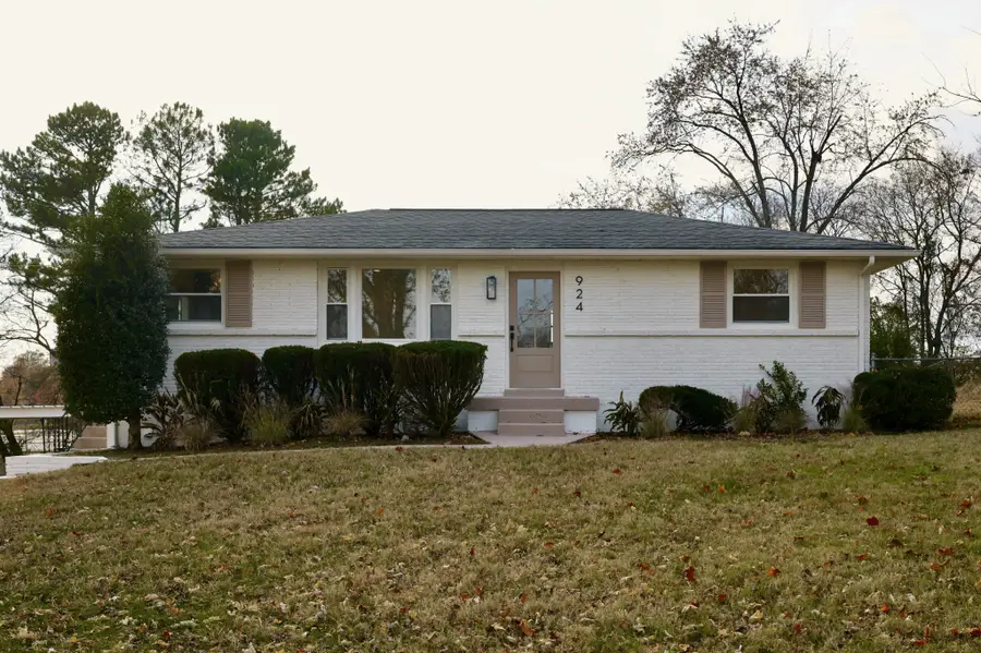 924 Shauna Dr, Nashville, TN 37214 - #3