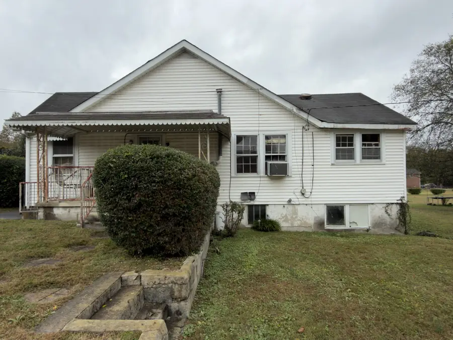 2594 Faulkner Springs Rd, McMinnville, TN 37110 - Image #3
