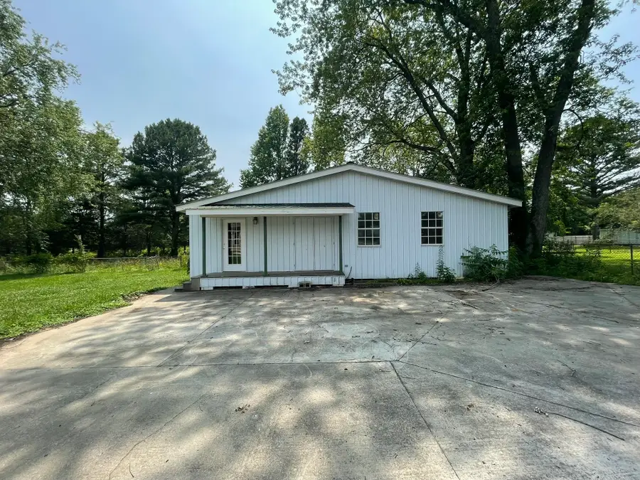 1406 Old Estill Springs Rd, Tullahoma, TN 37388 - Image #2