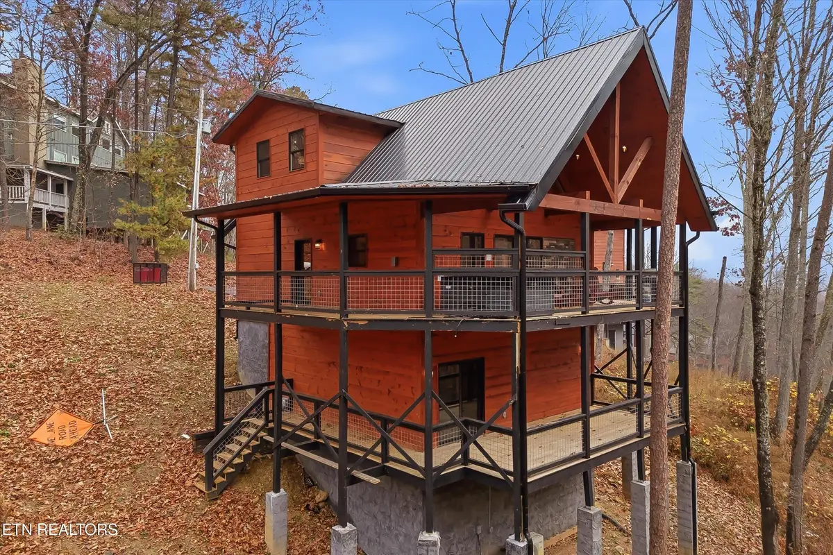 1104 Laddie Buck Lane, Gatlinburg, TN 37738 - #1