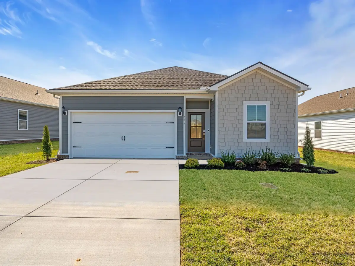 668 Shoemaker Lane, Clarksville, TN 37043 - Image #1