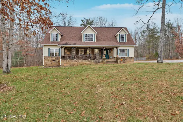 1035 Gray Eagle Drive, Crossville, TN 38572