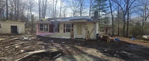 23 Crooked Way, Crossville, TN 38572