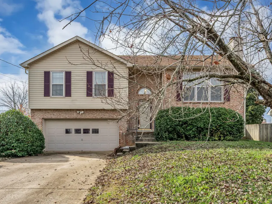 1246 Archwood Dr, Clarksville, TN 37042 - #2