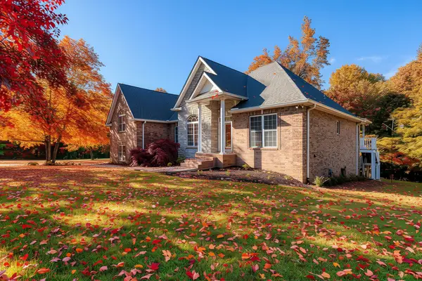 358 Spring Valley Dr, Cottontown, TN 37048