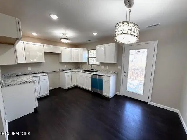 501 Hillcrest St, Clinton, TN 37716 - Image #3