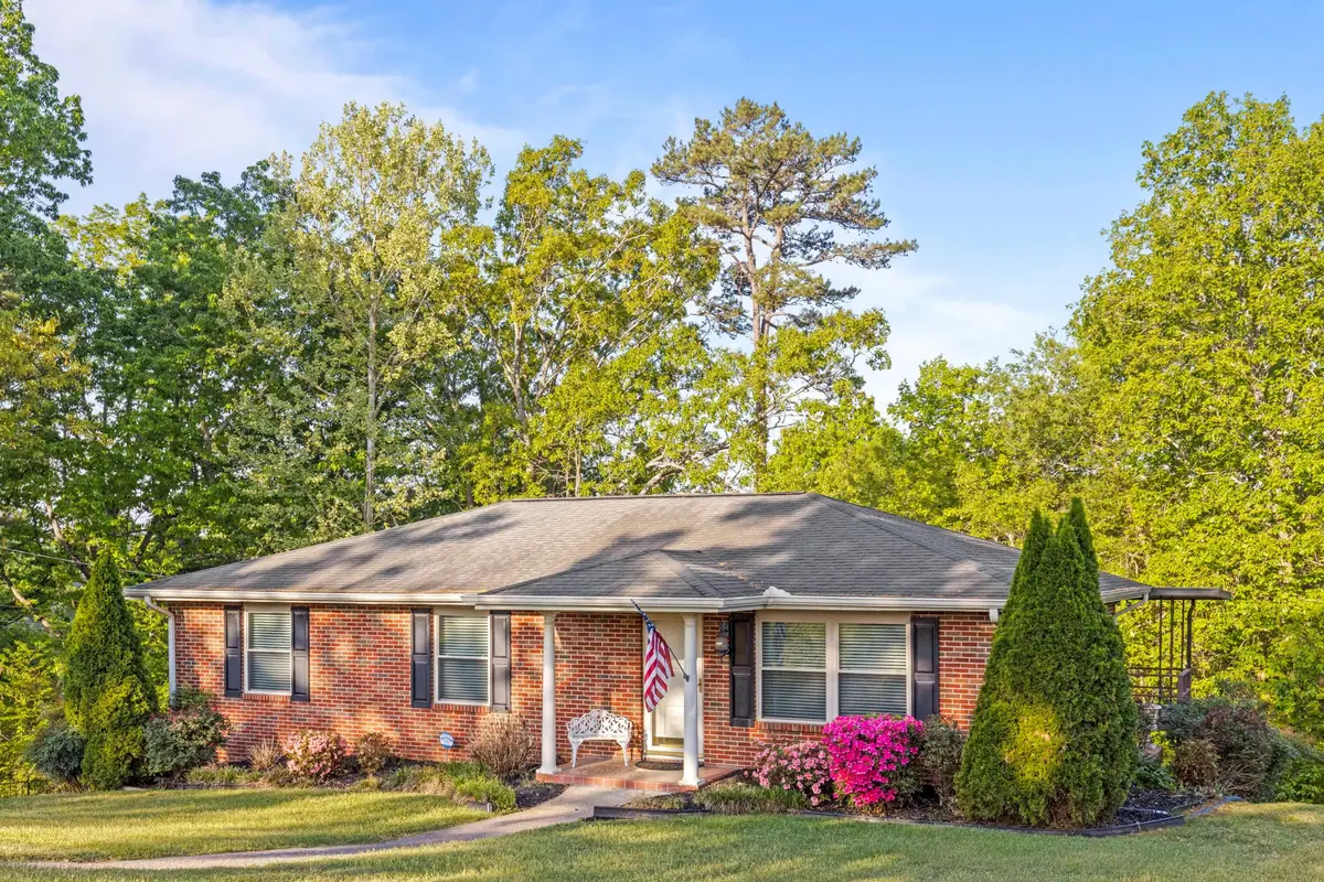 74 Kriswood Drive, Rossville, GA 30741 - #1