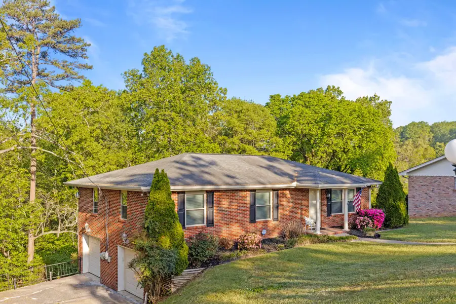 74 Kriswood Drive, Rossville, GA 30741 - #2