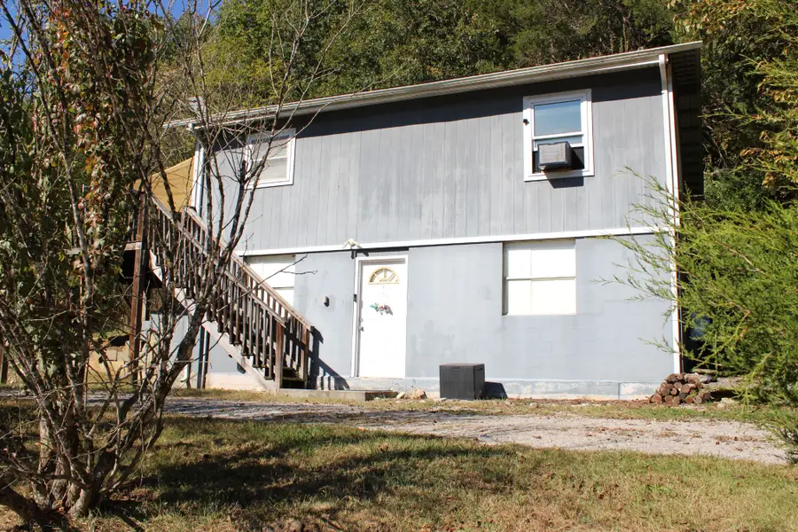 2032 Donahue Creek Rd, Pulaski, TN 38478 - Image #2