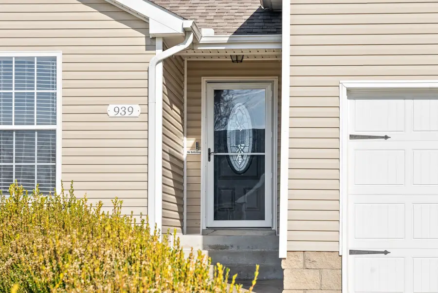 939 Cindy Jo Ct, Clarksville, TN 37040 - #2