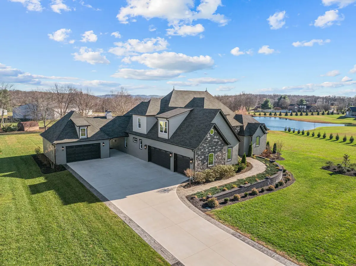 2155 Pinnacle Vw, Cookeville, TN 38506 - Image #1