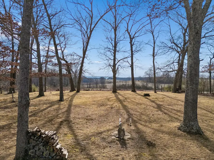 524 Willie Jarvis Rd, Sparta, TN 38583 - Image #3