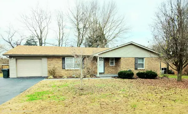 415 Linda Dr, Hopkinsville, KY 42240