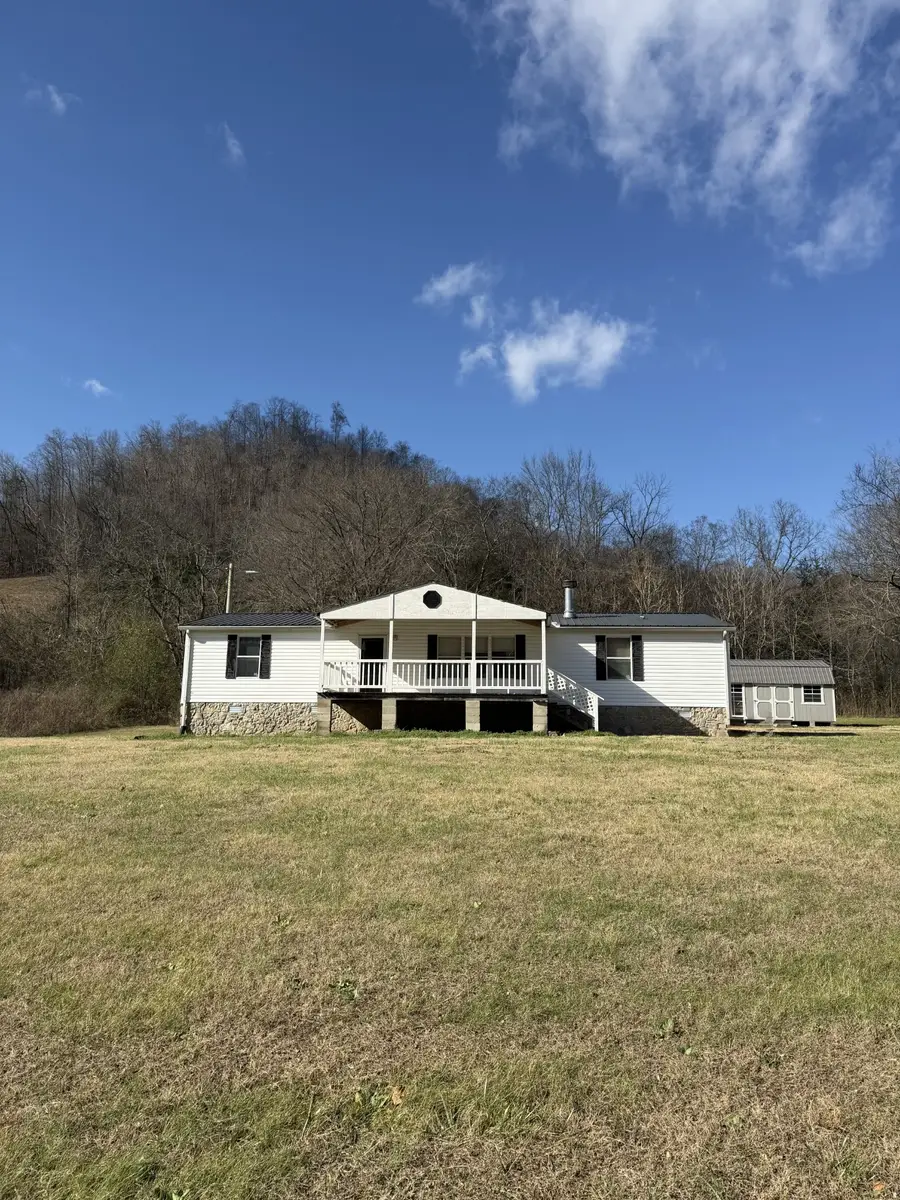 859 Pleasant Shade Hwy, Pleasant Shade, TN 37145 - Image #3