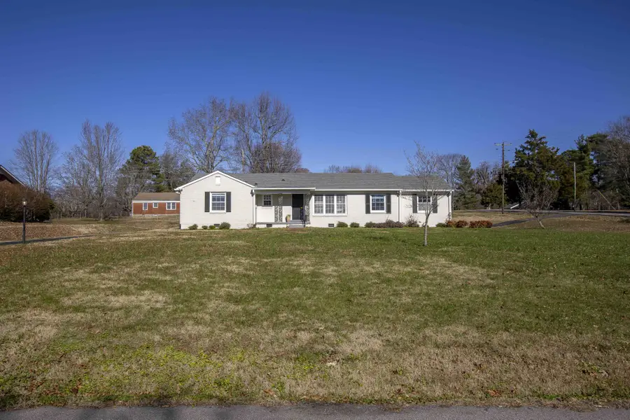 305 Hillview Dr, Dickson, TN 37055 - Image #2