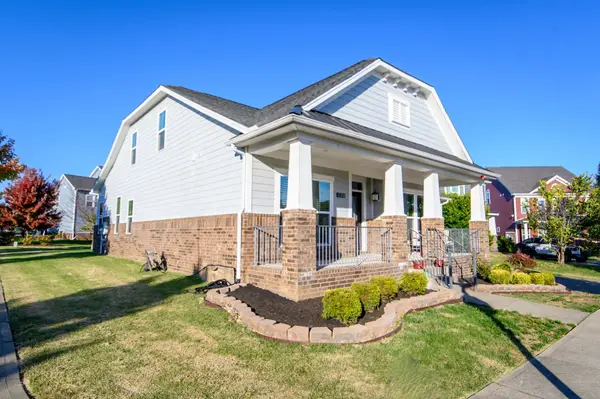 201 Cooper Ledge Cir, Franklin, TN 37064