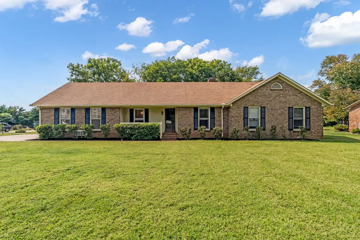 2519 Regency Park Dr, Murfreesboro, TN 37129 - #1