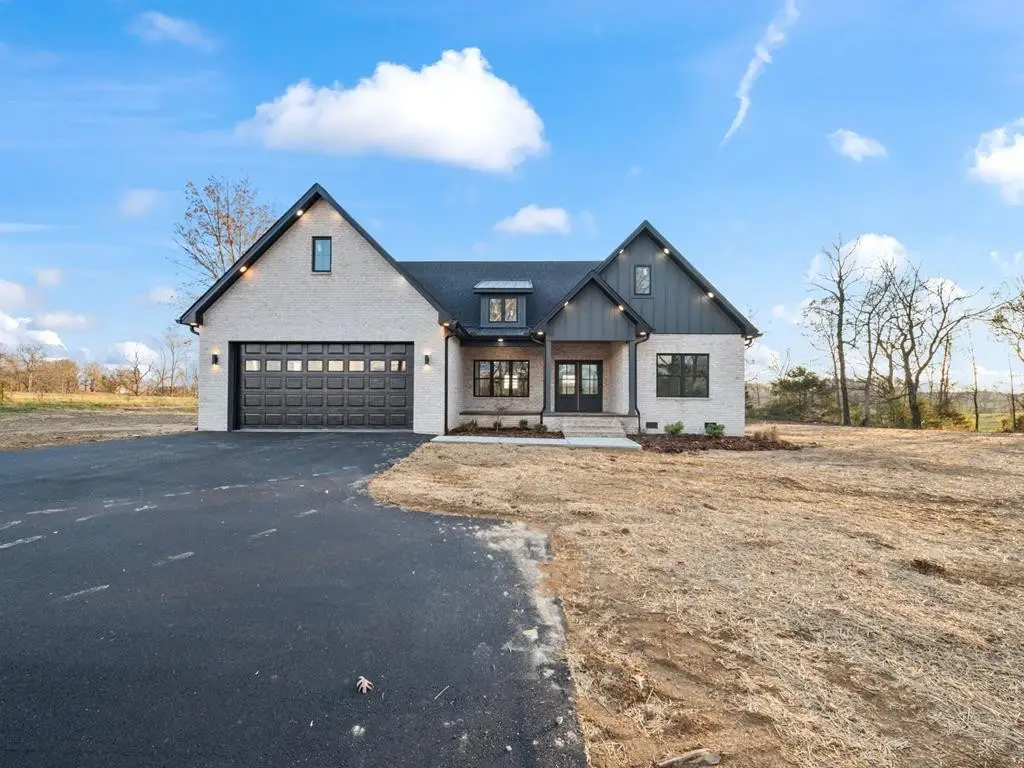 6400 Thomas Twin Oak Rd, Baxter, TN 38544 - #1