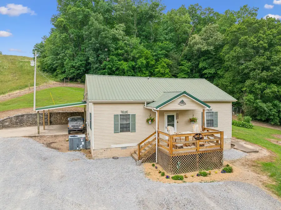 8663 Dog Creek Rd, Primm Springs, TN 38476 - Image #2