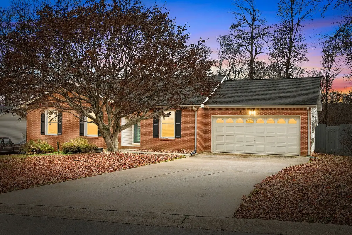 429 Sarah Dr, Clarksville, TN 37042 - #1