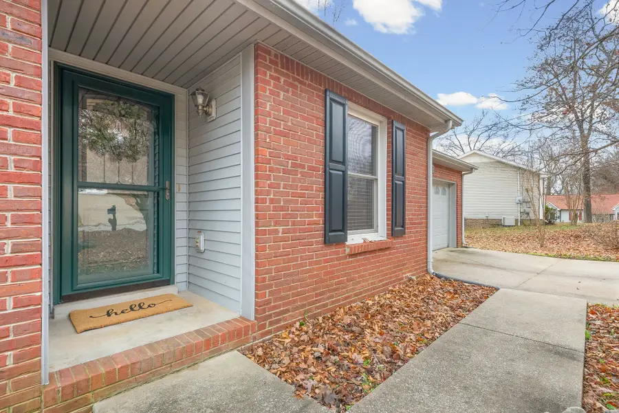 429 Sarah Dr, Clarksville, TN 37042 - #3