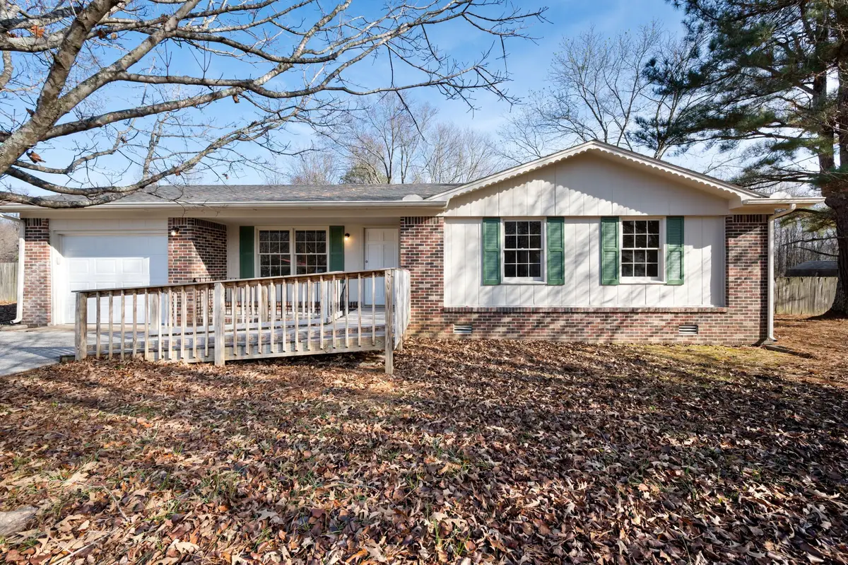 12 Hattie Dr, Fayetteville, TN 37334 - Image #1