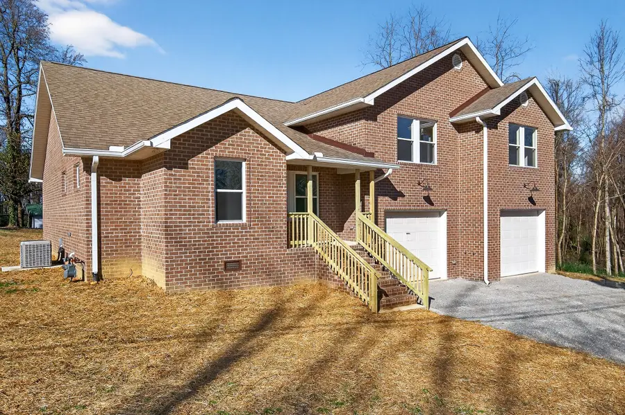 118 Higdon Ln, Monterey, TN 38574 - Image #2