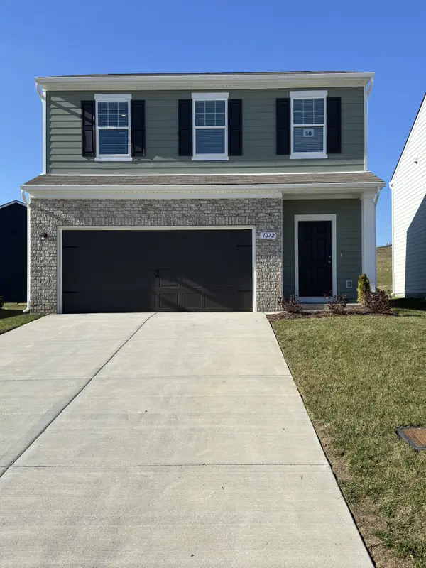 1072 Large Poppy Dr, La Vergne, TN 37086