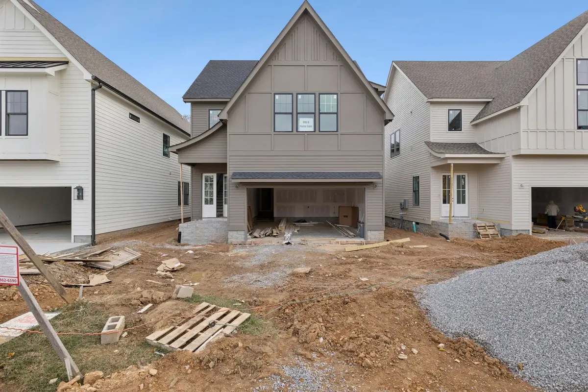 905B Potter Ln, Nashville, TN 37206 - Image #1