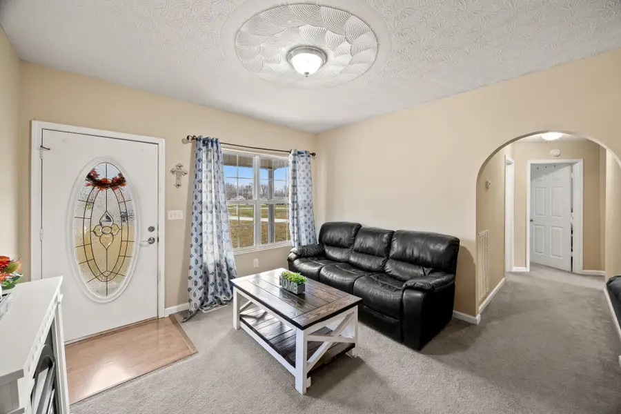 125 Doe Ln, Smithville, TN 37166 - Image #3