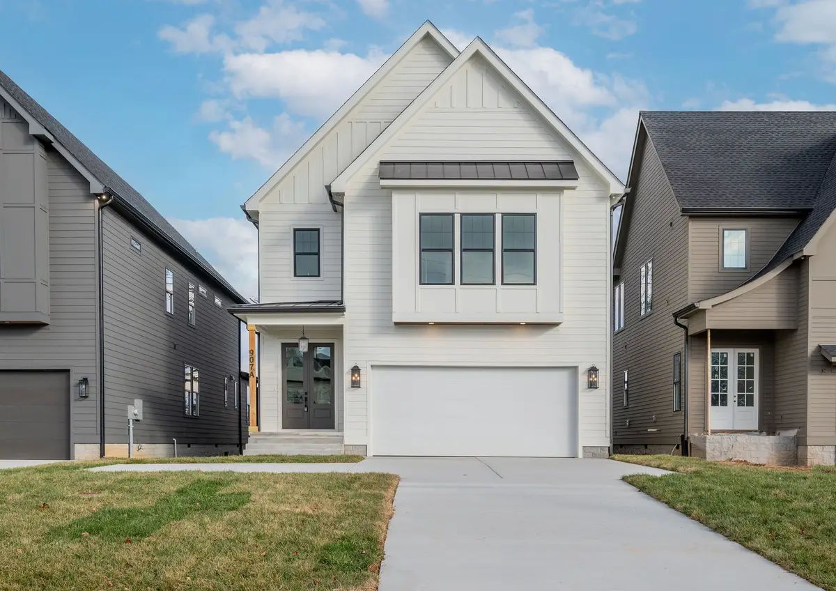 907A Potter Ln, Nashville, TN 37206 - Image #1