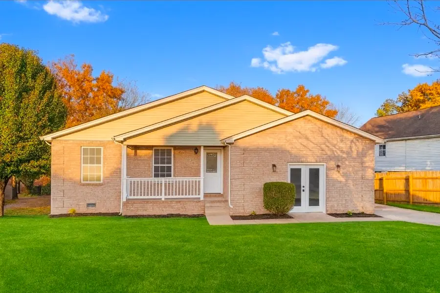 242 Lake Forest Dr, La Vergne, TN 37086 - Image #2