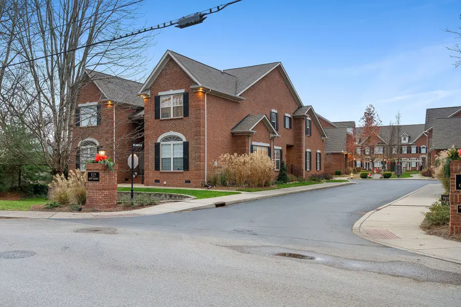 128 Brilliantine Cir, Franklin, TN 37064 - Image #3