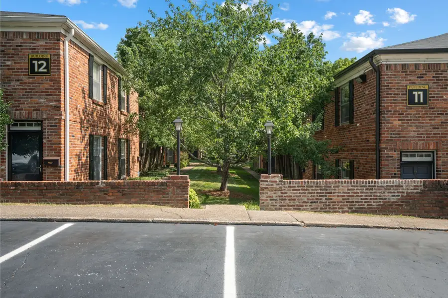 5025 Hillsboro Pike #11A, Nashville, TN 37215 - Image #3