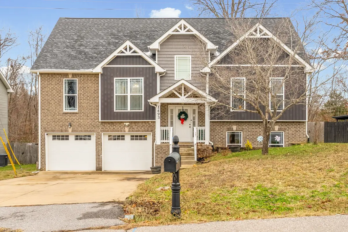 1493 Dewberry Rd, Clarksville, TN 37042 - #1