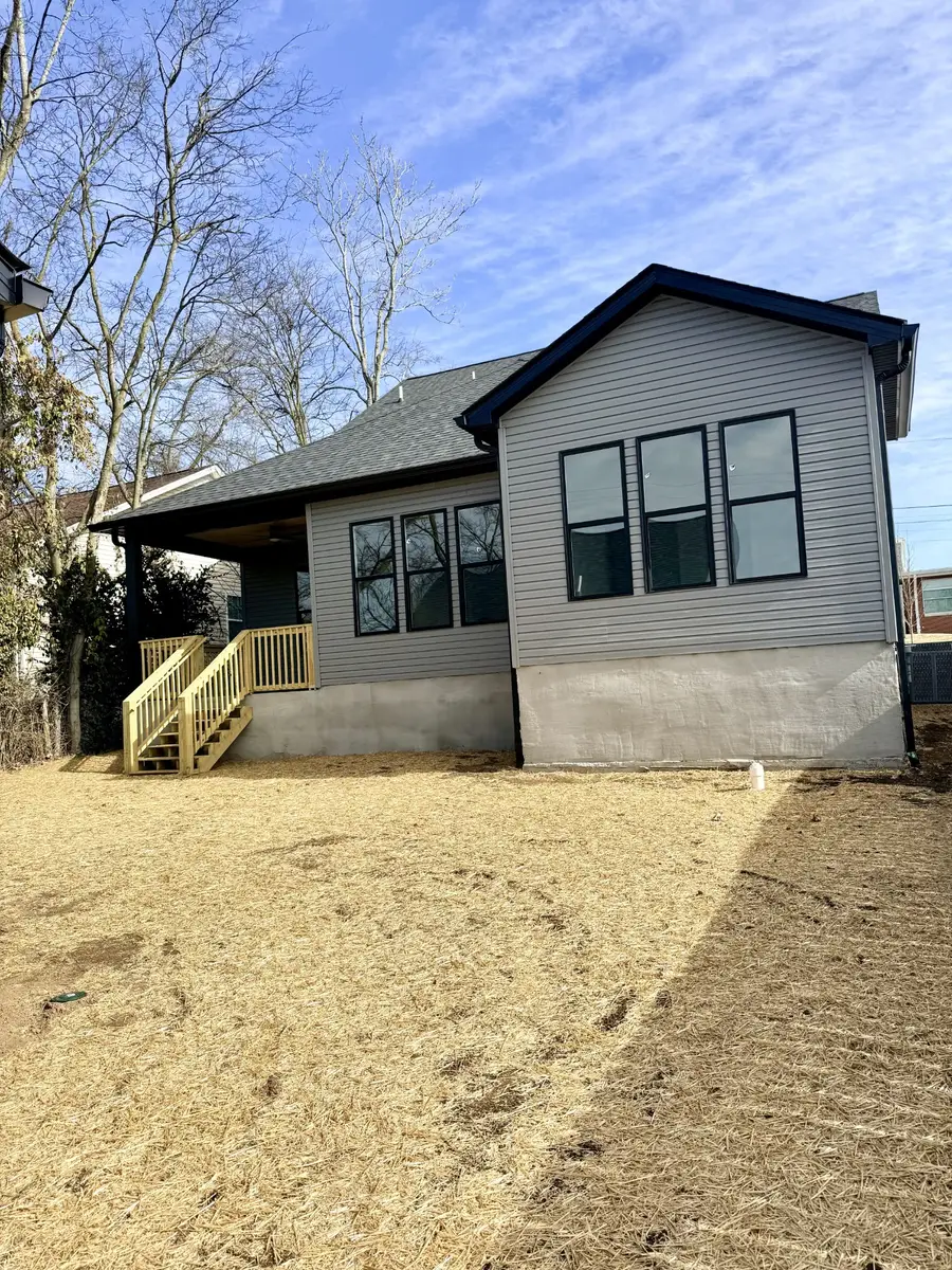 1609 21st Ave N, Nashville, TN 37208 - Image #2