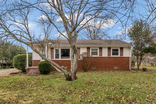 104 Lynn Ave, Watertown, TN 37184