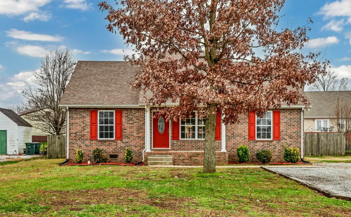 327 N Harris Rd, Portland, TN 37148 - Image #1