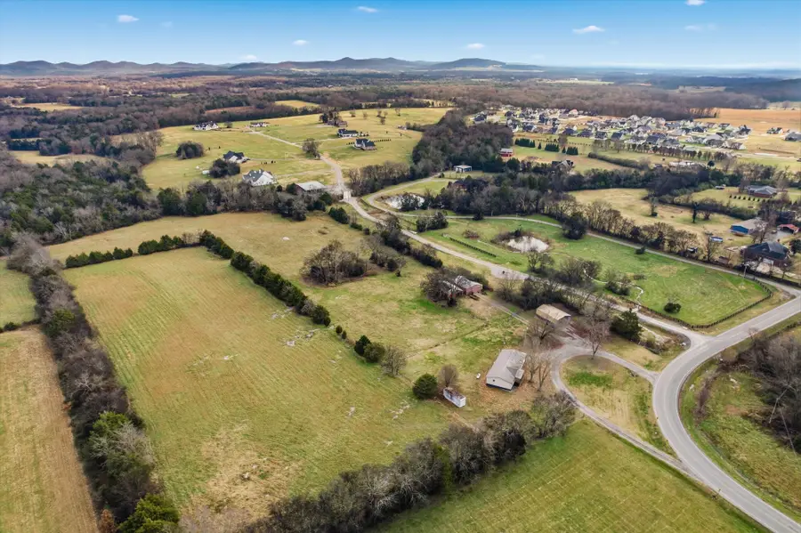 9643 Midland Rd, Bell Buckle, TN 37020 - Image #2