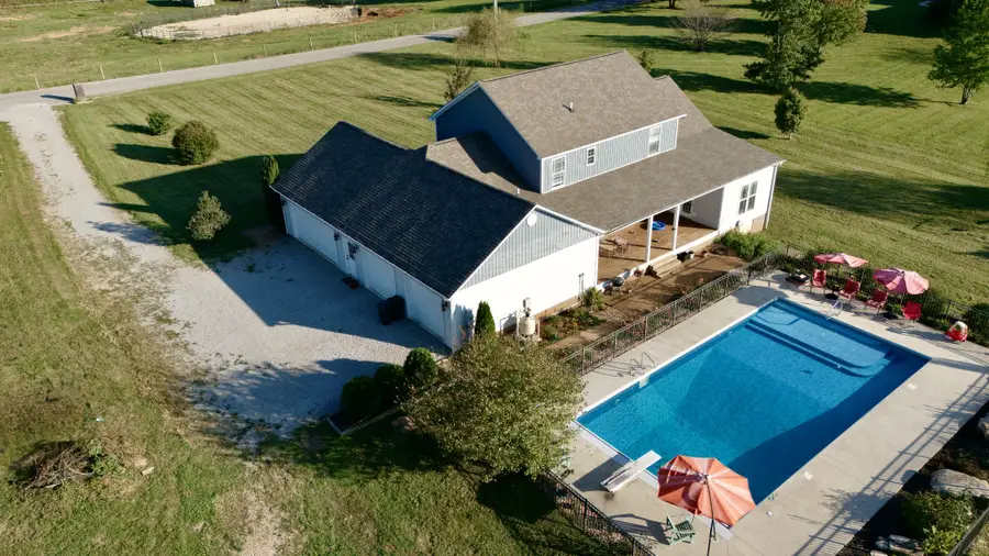 610 Rolling Meadows Ln, Rickman, TN 38580 - Image #2