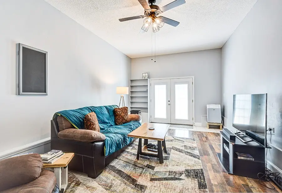 1021 Waterford Cir, Clarksville, TN 37040 - #2