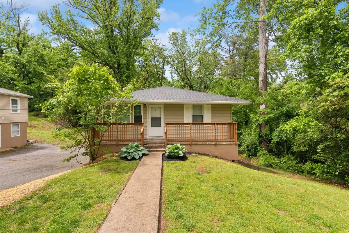 422 Hickory Hill Dr, Clarksville, TN 37040 - #1