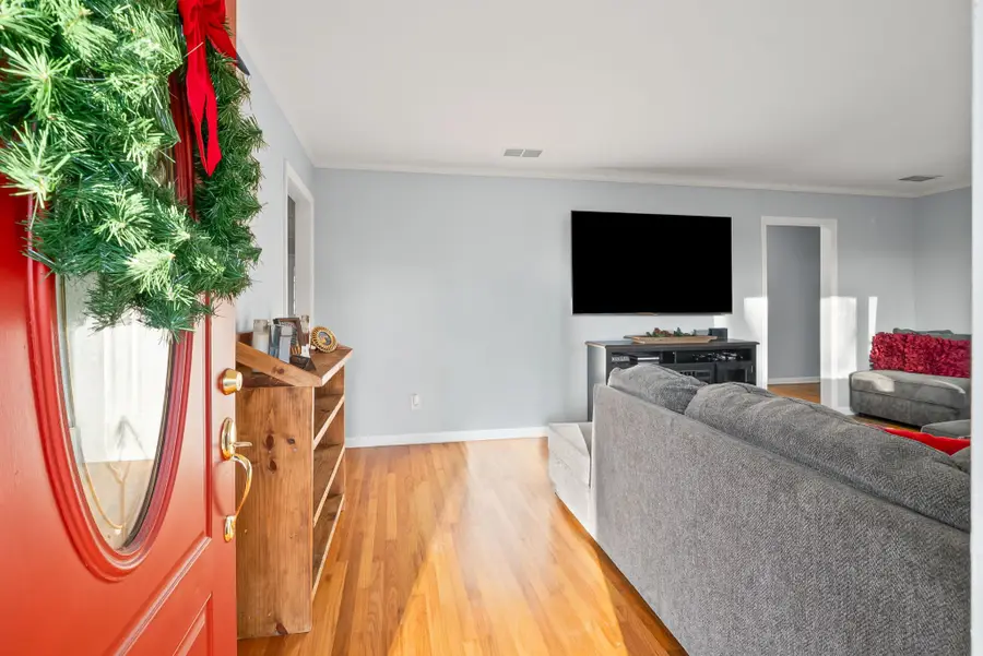 120 N Sunset Cir, Hopkinsville, KY 42240 - Image #3