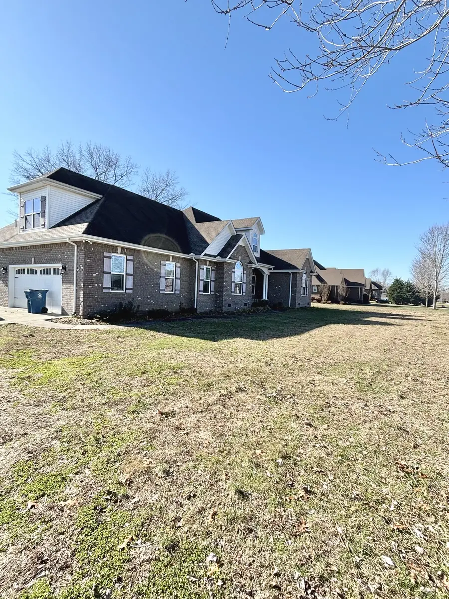 244 Lexington Cir, Manchester, TN 37355 - #2