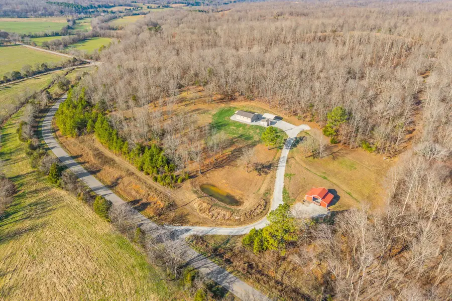 959 Herman Adams Rd, Cumberland City, TN 37050 - Image #3