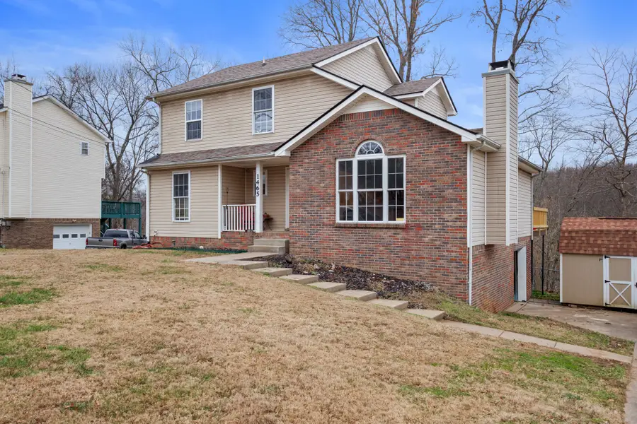 1465 Buchanon Dr, Clarksville, TN 37042 - Image #3